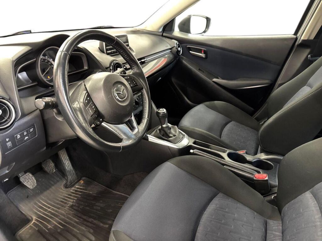 Mazda Mazda2 2015 Harmaa