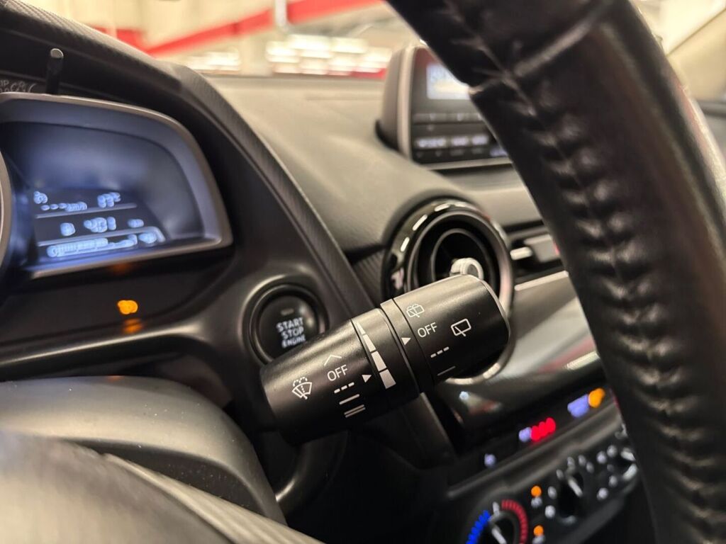 Mazda Mazda2 2015 Harmaa