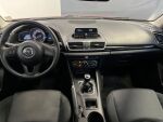 Mazda Mazda3 2015 Punainen