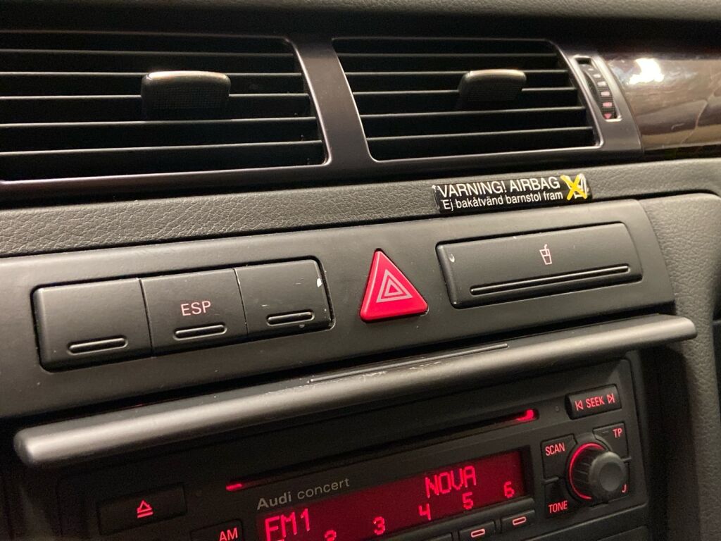 Audi A6 2003 Ruskea (beige)