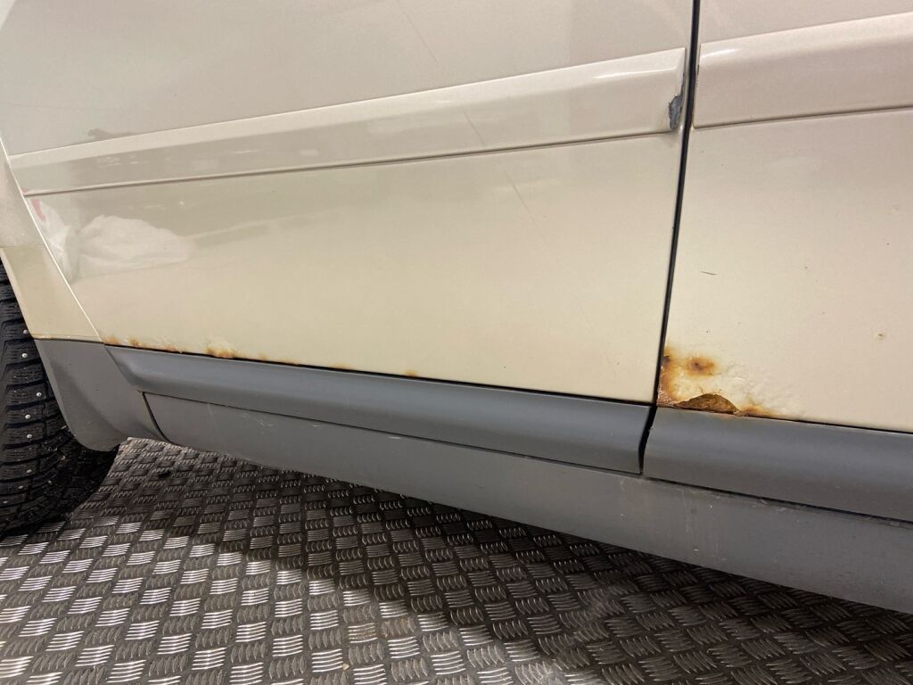 Audi A6 2003 Ruskea (beige)