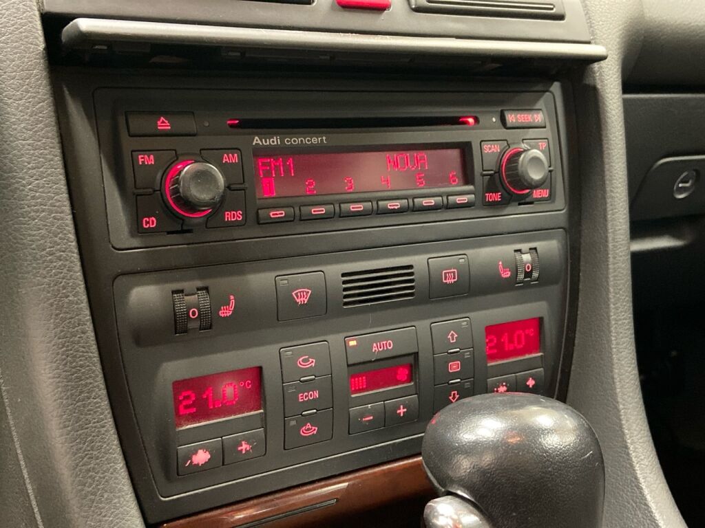 Audi A6 2003 Ruskea (beige)