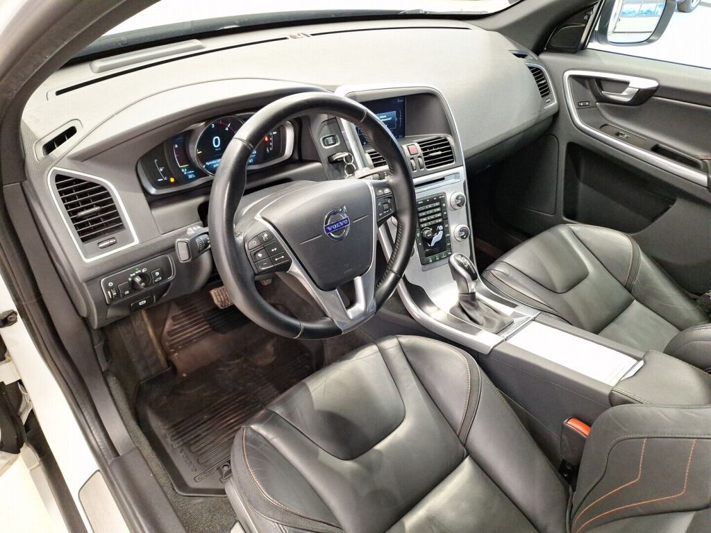 Volvo XC60 2015 Valkoinen