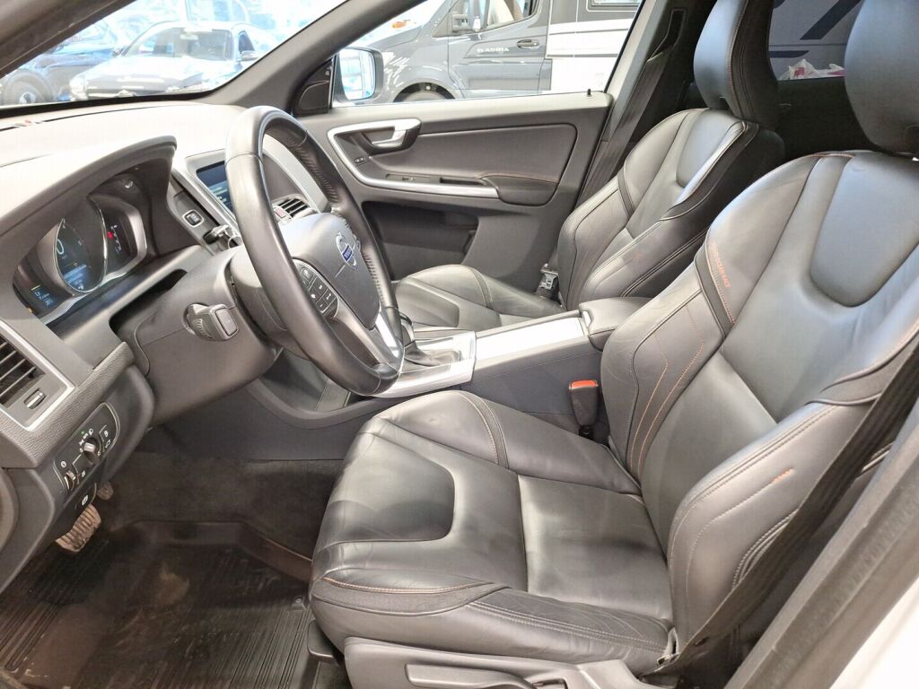 Volvo XC60 2015 Valkoinen