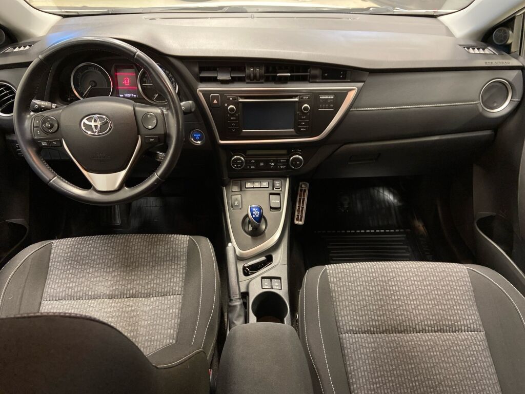 Toyota Auris 2015 Valkoinen