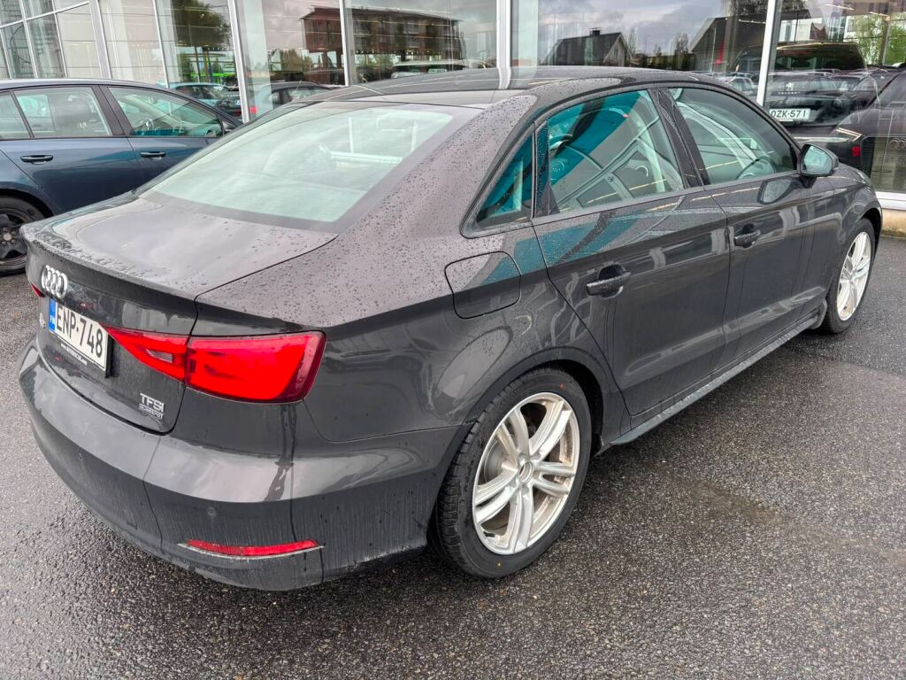 Audi A3 2015 Ruskea (beige)