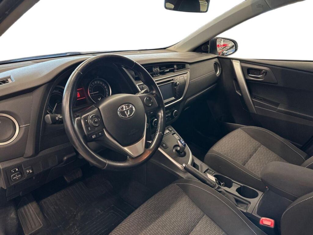Toyota Auris 2015 Valkoinen