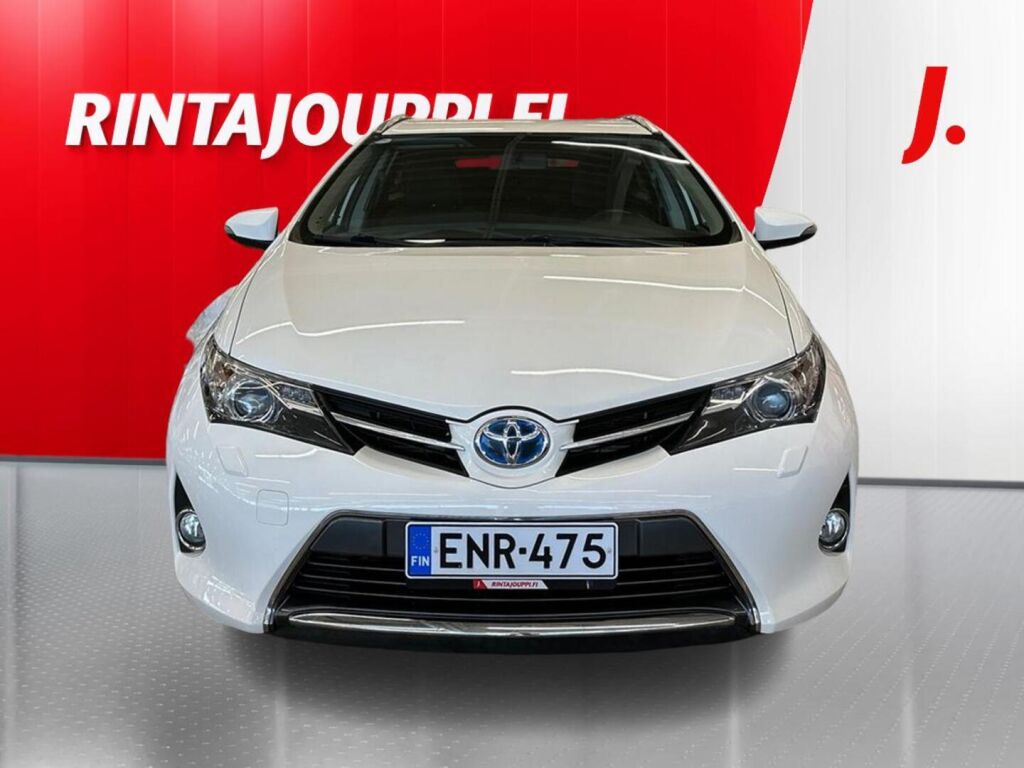 Toyota Auris 2015 Valkoinen