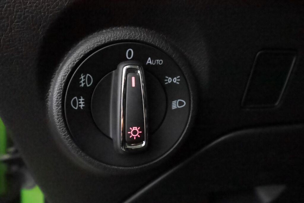 Seat Leon 2015 Vihreä