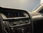 Audi A4 2015 Punainen