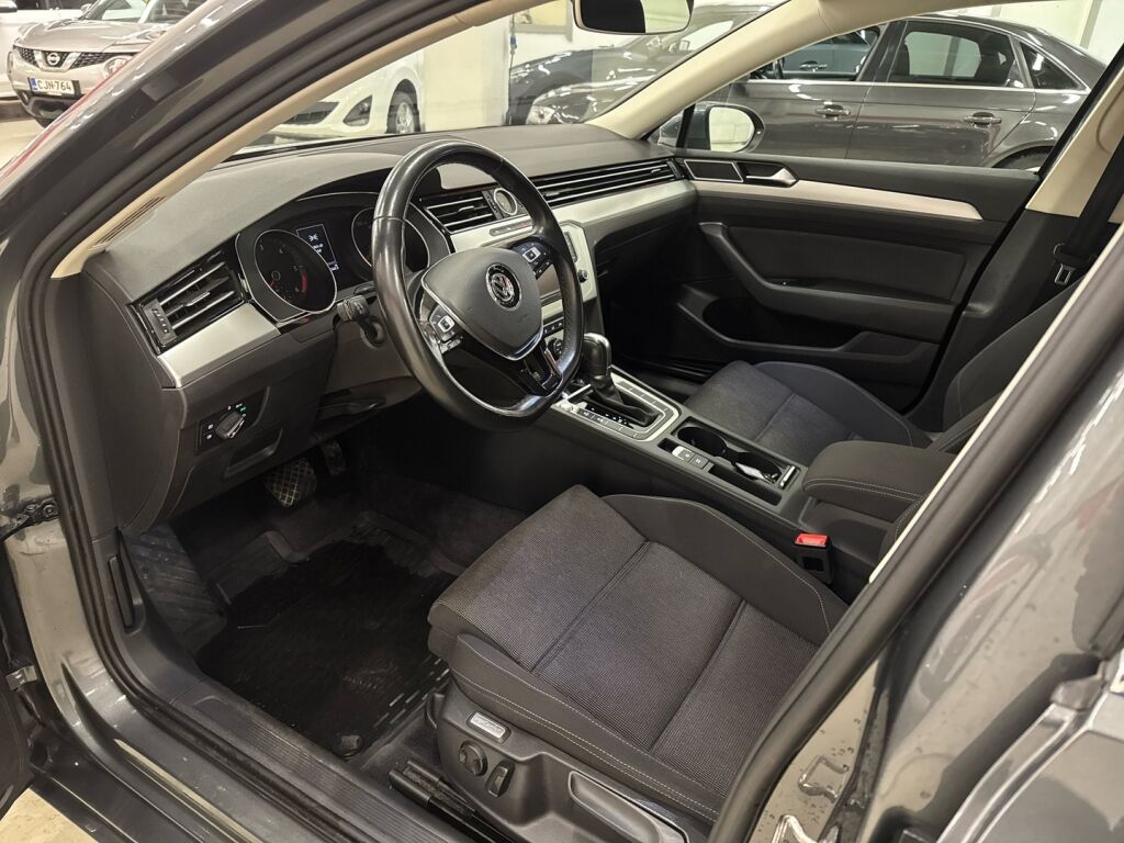 Volkswagen Passat 2015 Harmaa