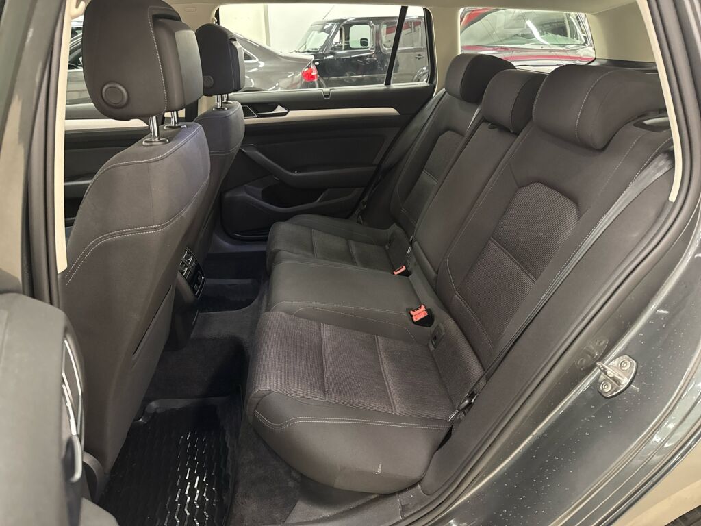 Volkswagen Passat 2015 Harmaa