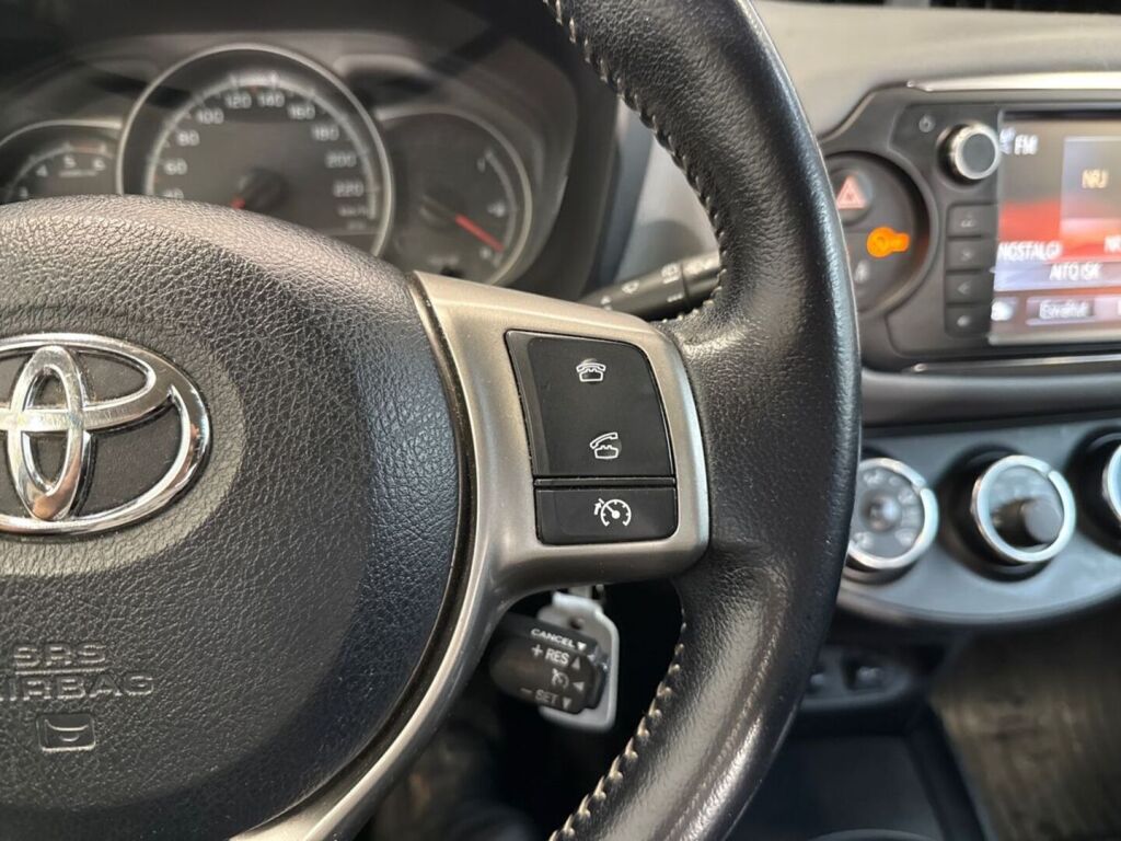Toyota Yaris 2015 Sininen