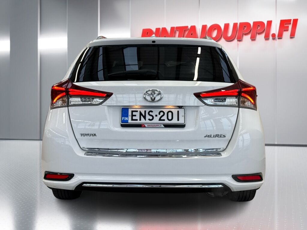 Toyota Auris 2016 Valkoinen