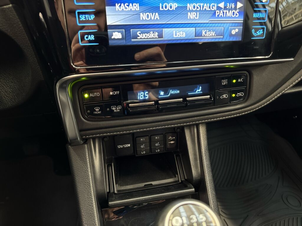 Toyota Auris 2016 Valkoinen