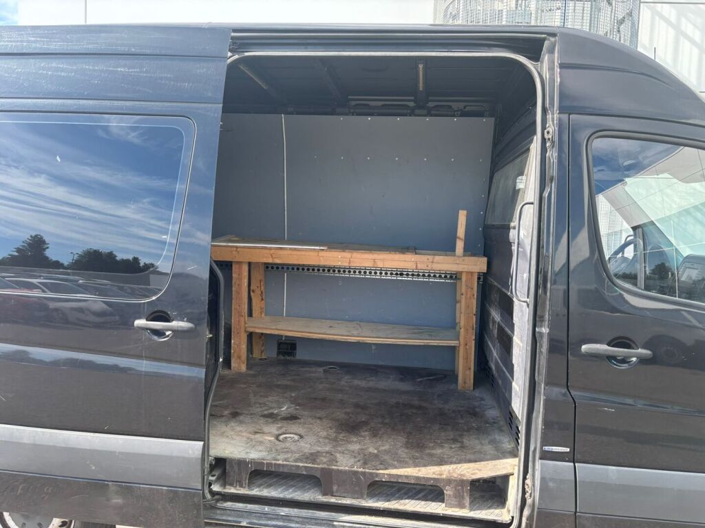 Mercedes-Benz Sprinter 2015 Musta
