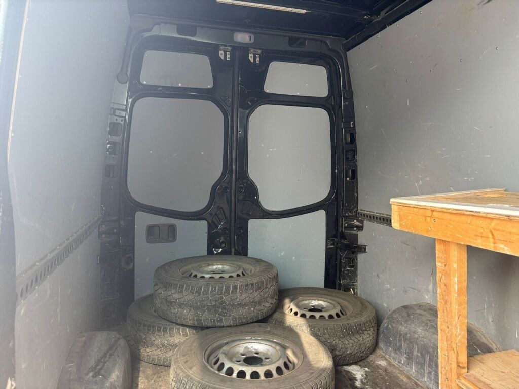Mercedes-Benz Sprinter 2015 Musta
