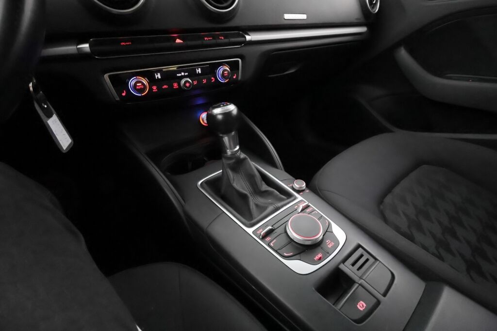 Audi A3 2015 Hopea
