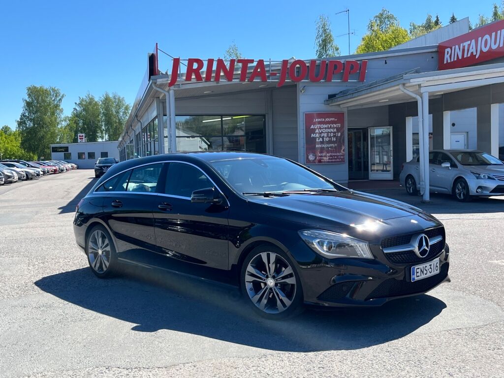Mercedes-Benz CLA 2016 Musta