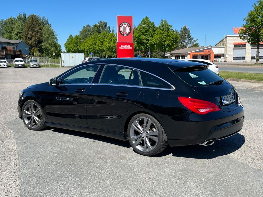 Mercedes-Benz CLA 2016 Musta