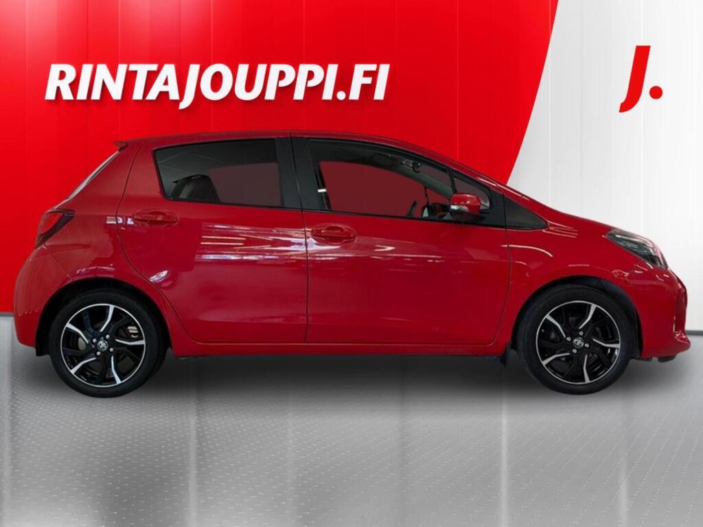 Toyota Yaris 2016 Punainen