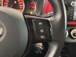 Toyota Yaris 2016 Punainen