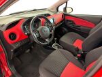 Toyota Yaris 2016 Punainen