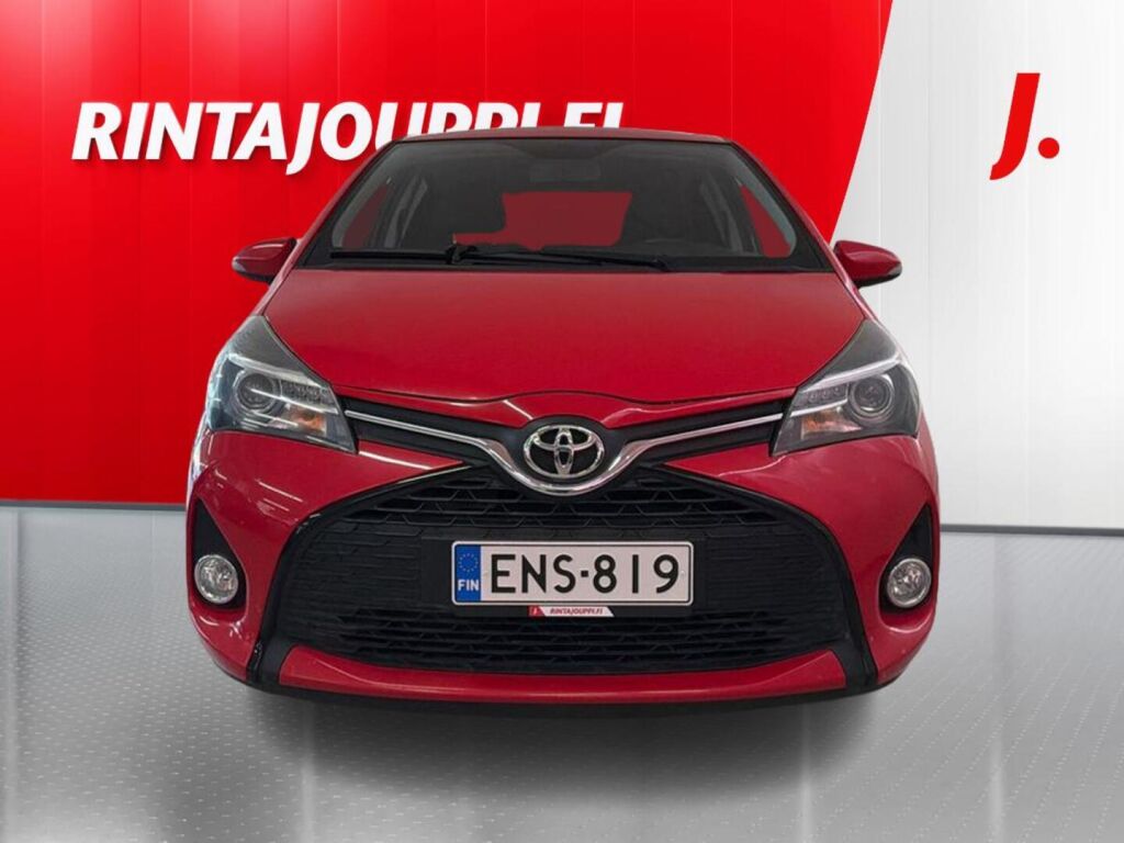 Toyota Yaris 2016 Punainen