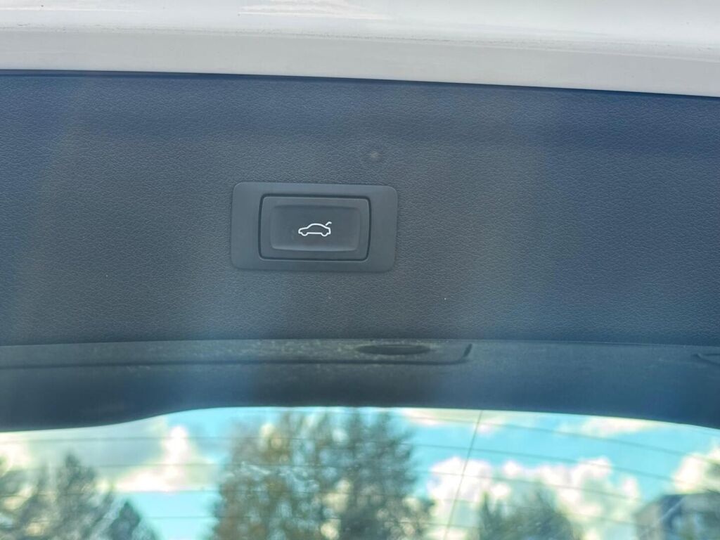 Audi Q3 2016 Valkoinen