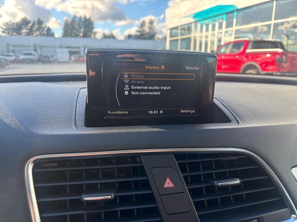Audi Q3 2016 Valkoinen