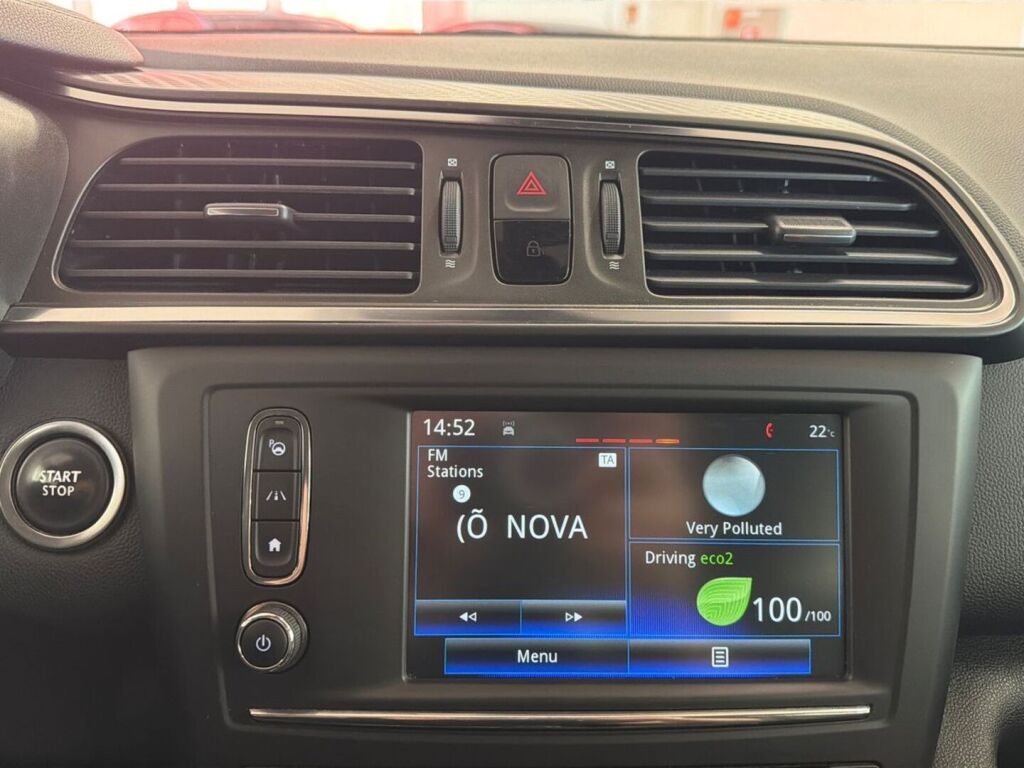 Renault Kadjar 2016 Punainen
