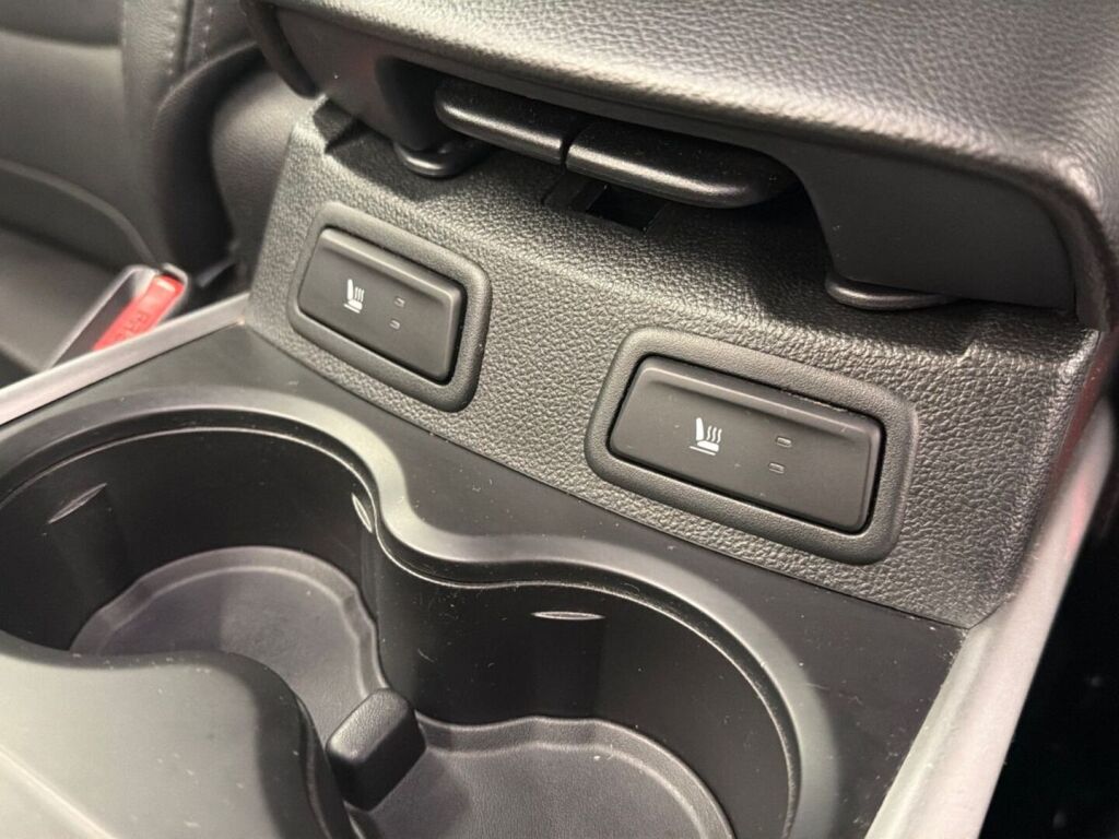 Renault Kadjar 2016 Punainen