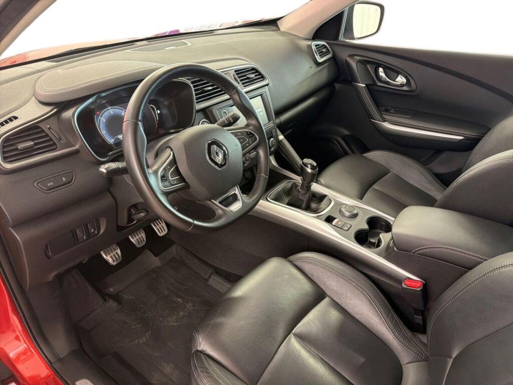 Renault Kadjar 2016 Punainen