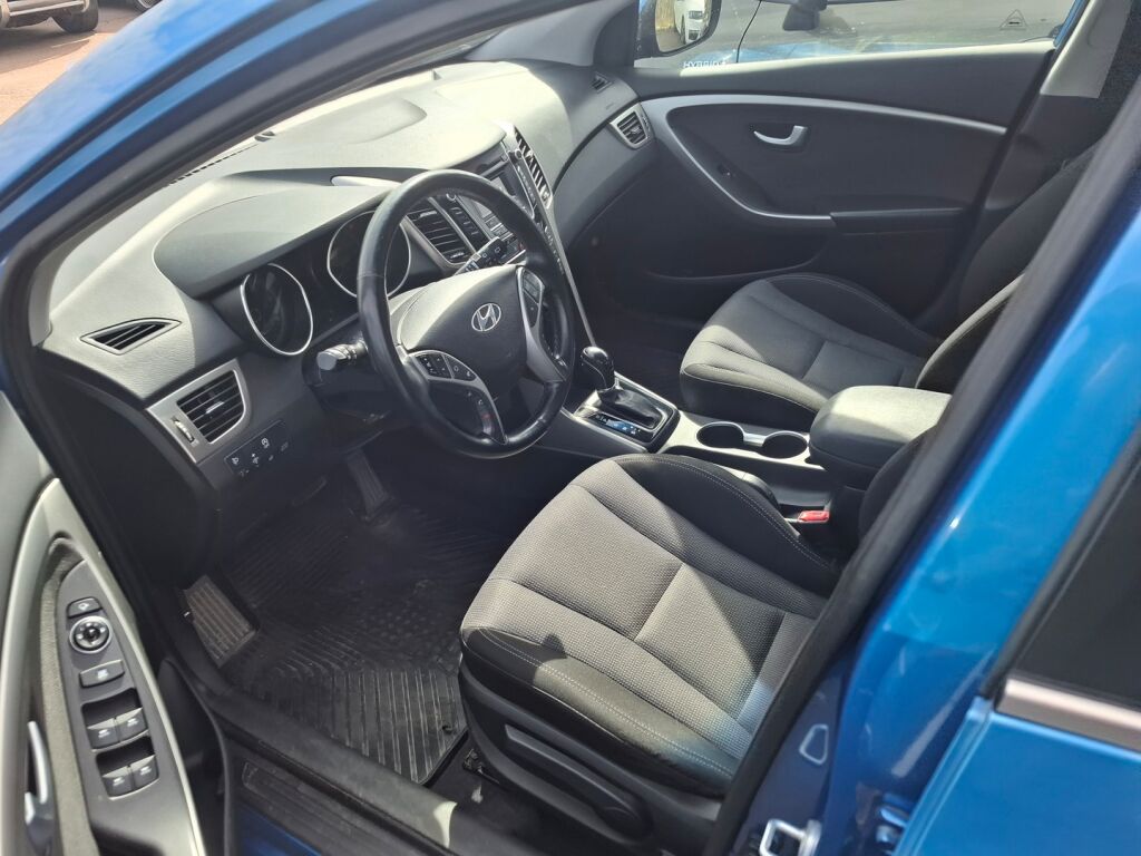 Hyundai i30 5d 2015 Sininen