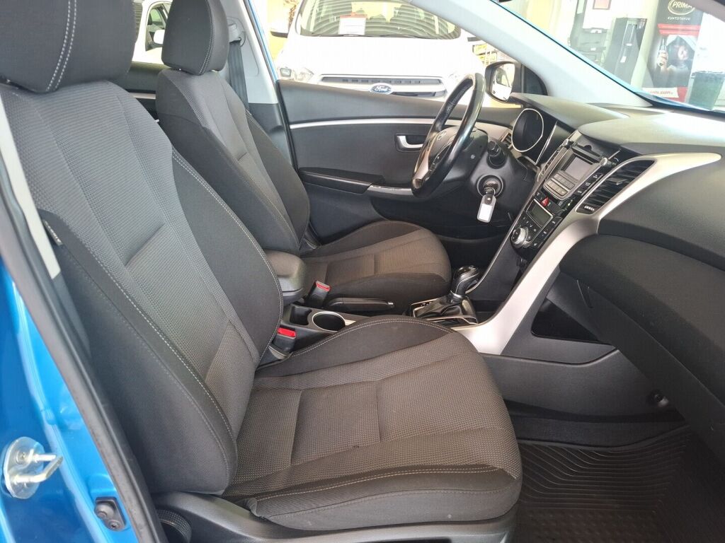 Hyundai i30 5d 2015 Sininen