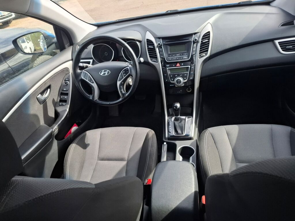 Hyundai i30 5d 2015 Sininen