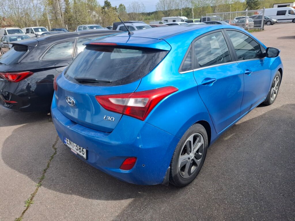 Hyundai i30 5d 2015 Sininen