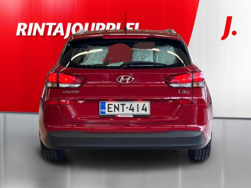 Hyundai i30 Wagon 2018 Punainen