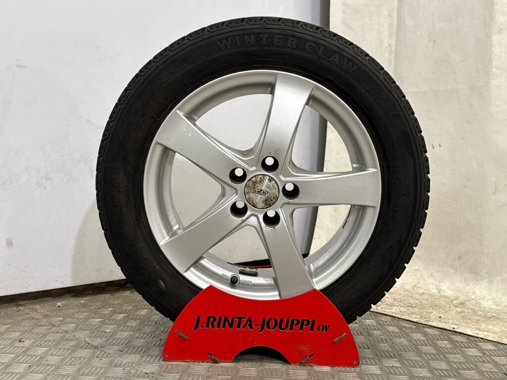 Skoda Fabia 2015 Valkoinen