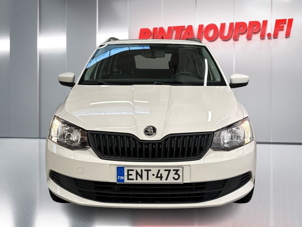 Skoda Fabia 2015 Valkoinen