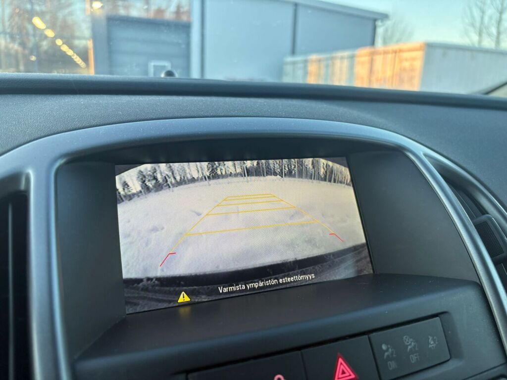 Opel Astra 2016 Musta