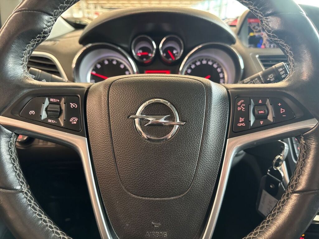 Opel Mokka 2016 Hopea