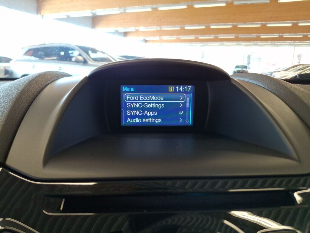 Ford Fiesta 2016 Musta