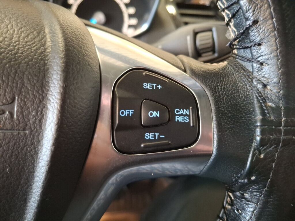 Ford Fiesta 2016 Musta