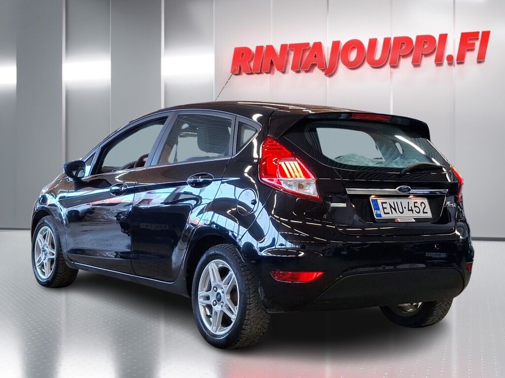 Ford Fiesta 2016 Musta