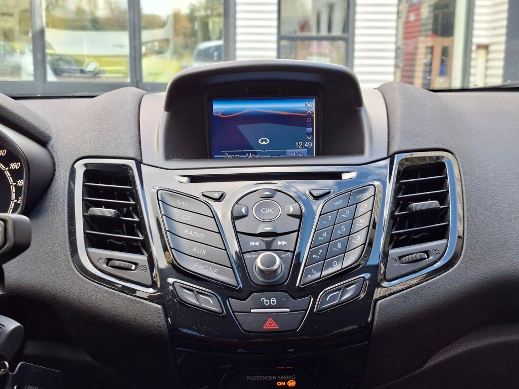 Ford Fiesta 2016 Valkoinen
