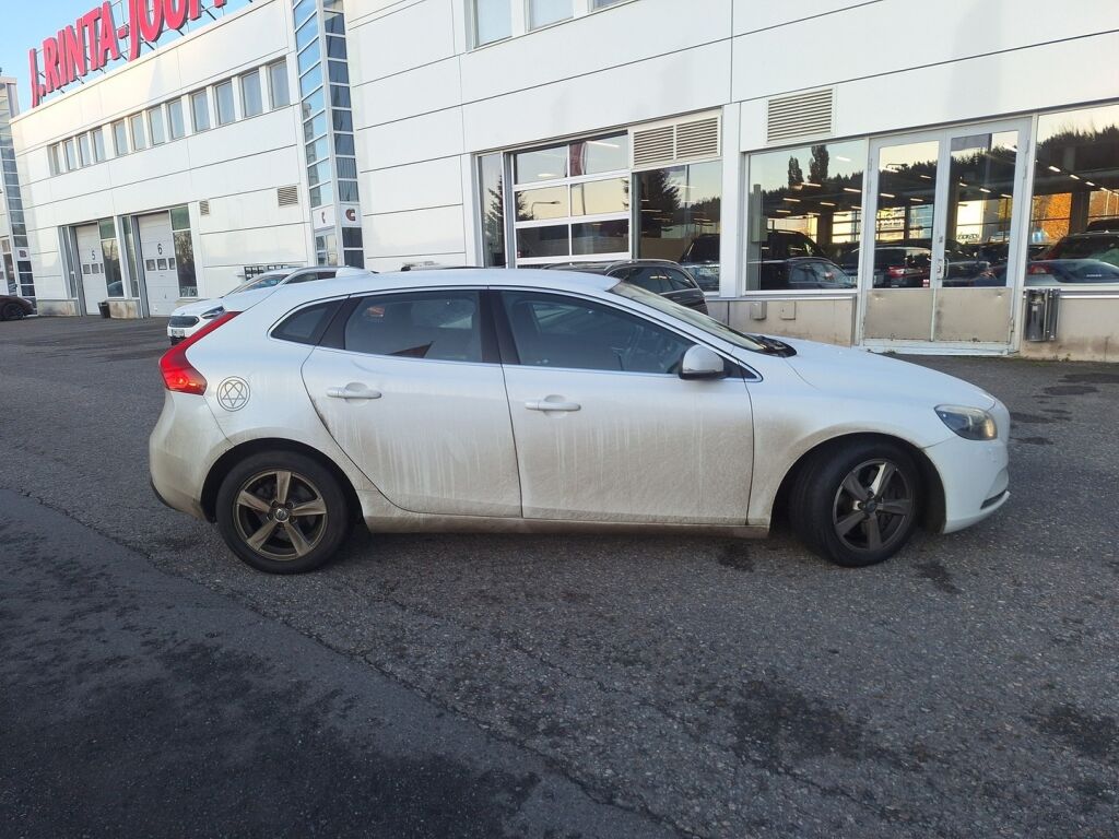 Volvo V40 2016 Valkoinen