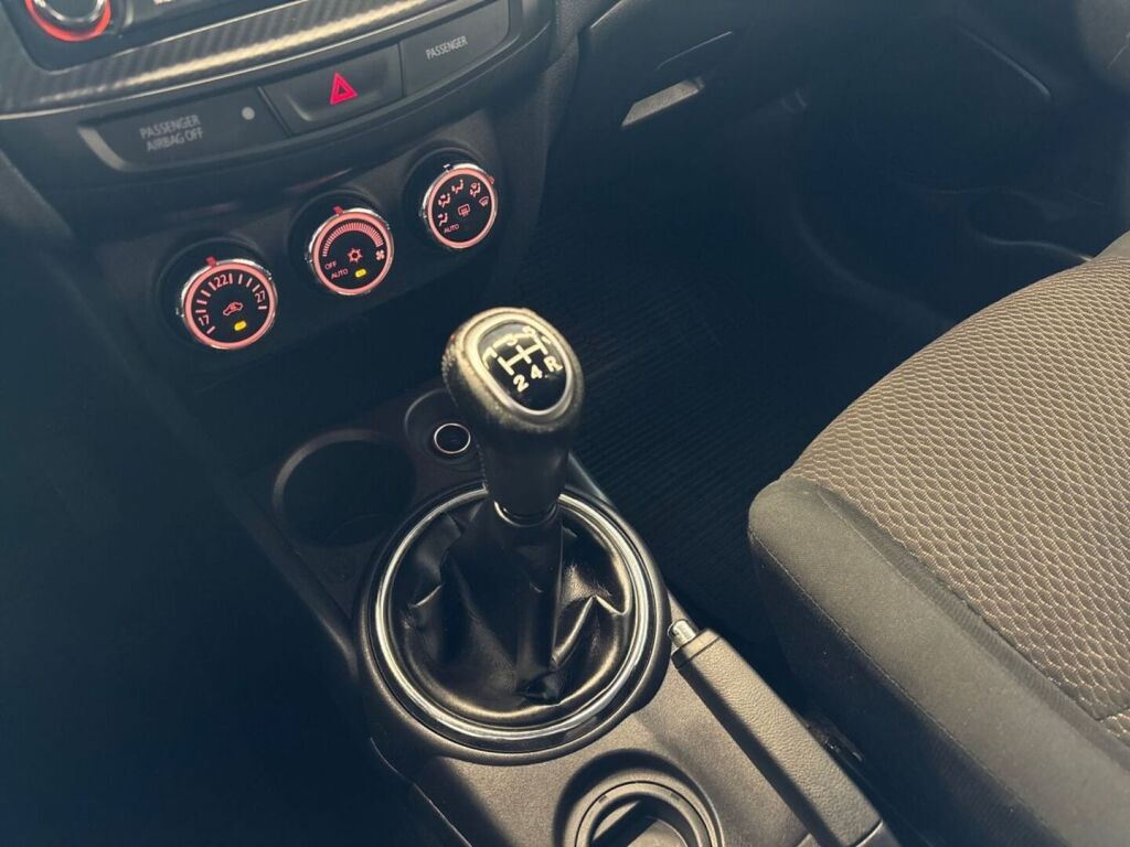 Mitsubishi ASX 2016 Musta