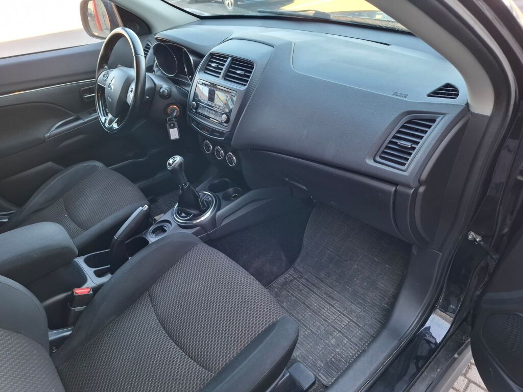 Mitsubishi ASX 2016 Musta