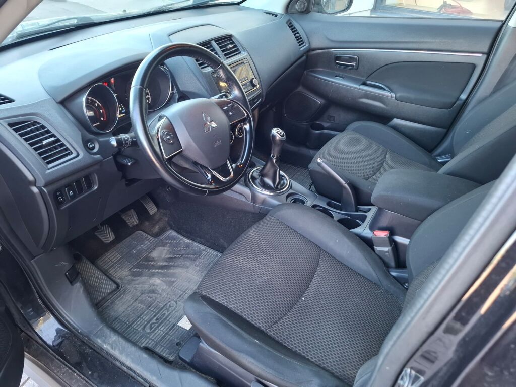 Mitsubishi ASX 2016 Musta